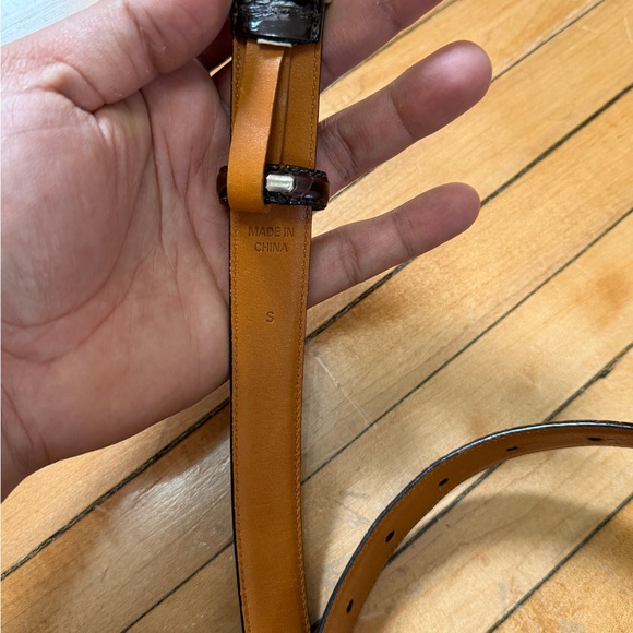 VTG Lauren Ralph Lauren Skinny Croc Embossed Brown Leather Belt Women’s Sz. S - Picture 4 of 8